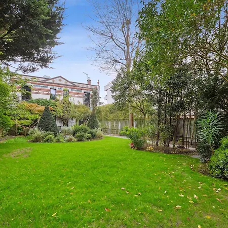 Kdl - Grande Maison Proche De Paris Holiday home Boulogne-Billancourt